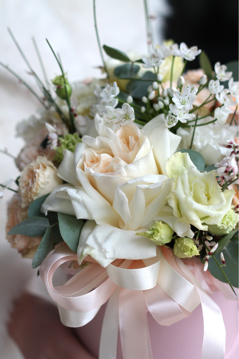 Коробочка Цветочный Миндаль - с добавлением зелени