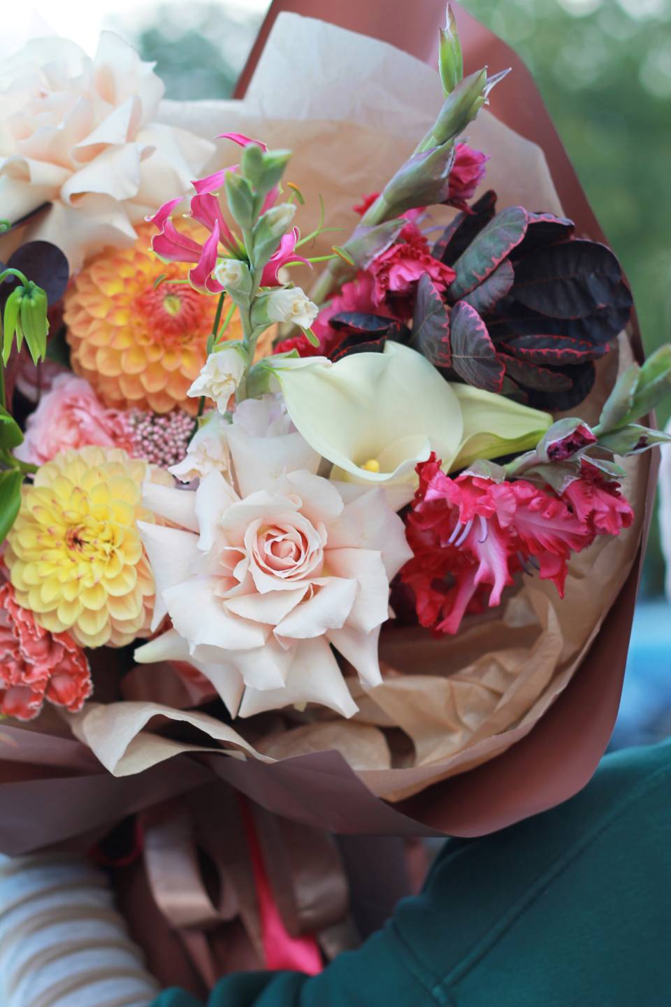 Букет Веларис - с добавлением зелени