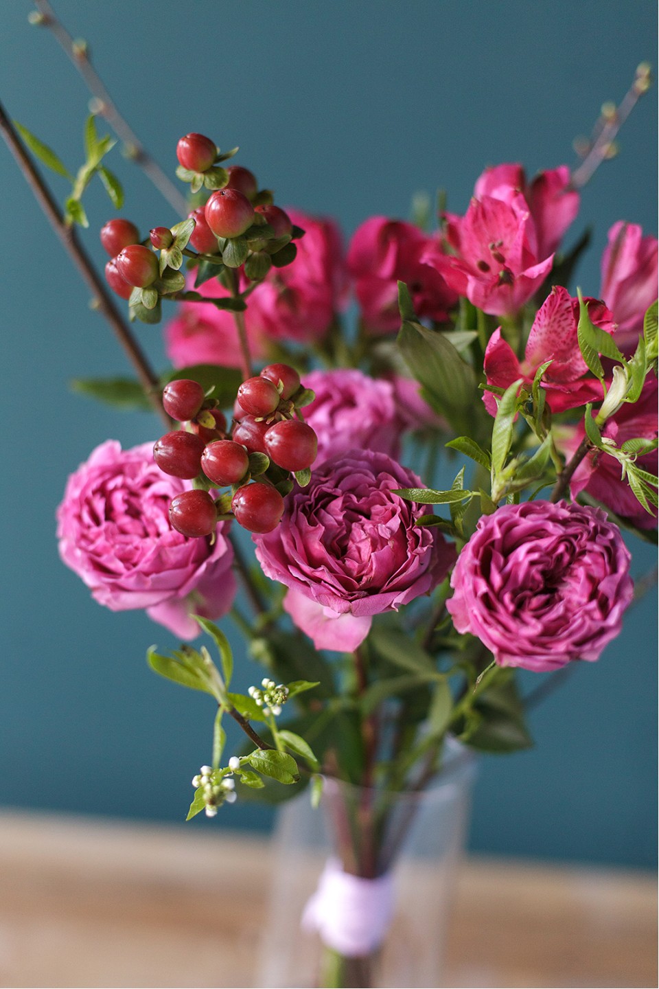 Цветочная подписка S (4 букета на 4 недели) - для женщины/молодой пары