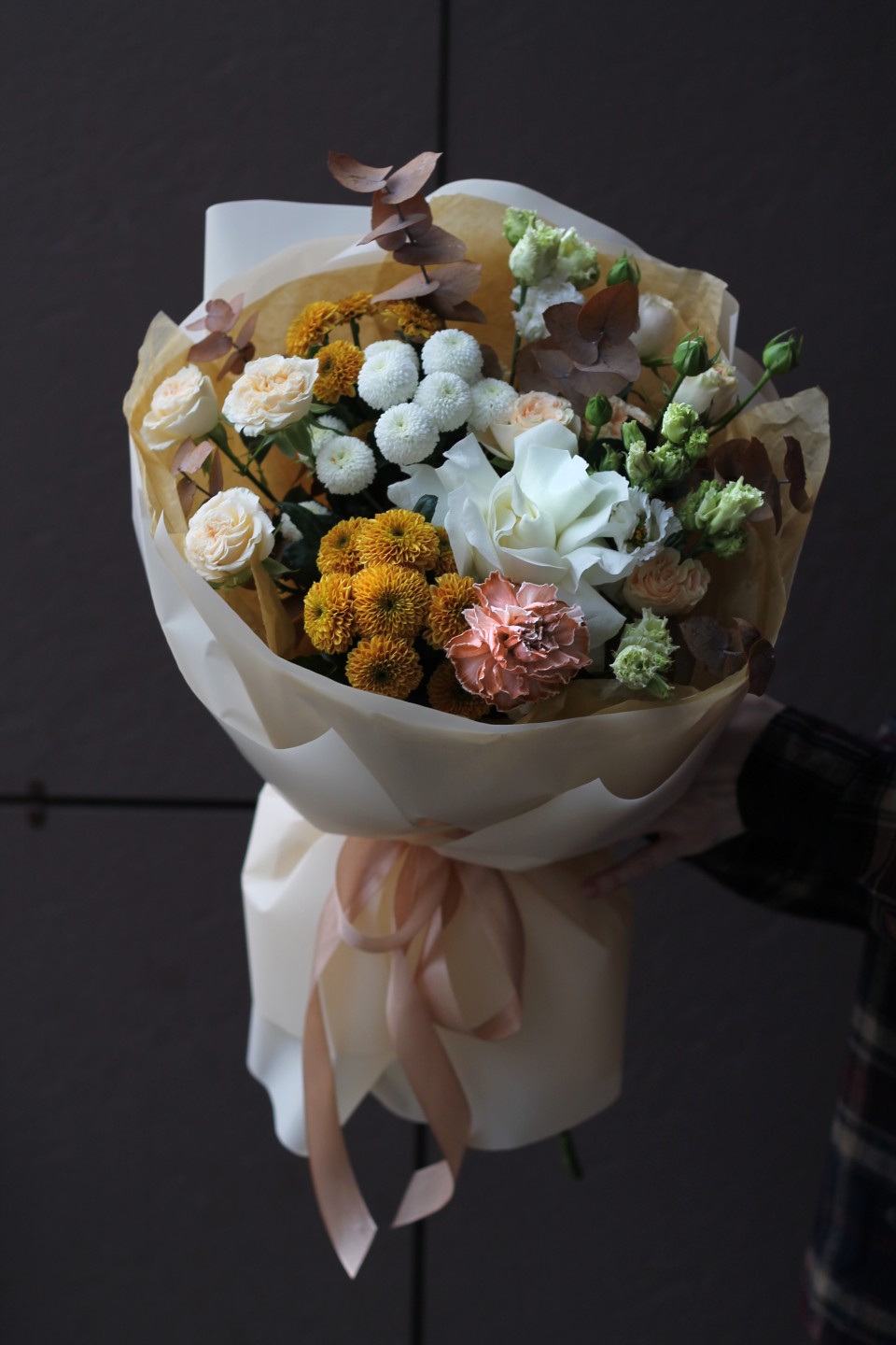 Букет Николь - с добавлением зелени