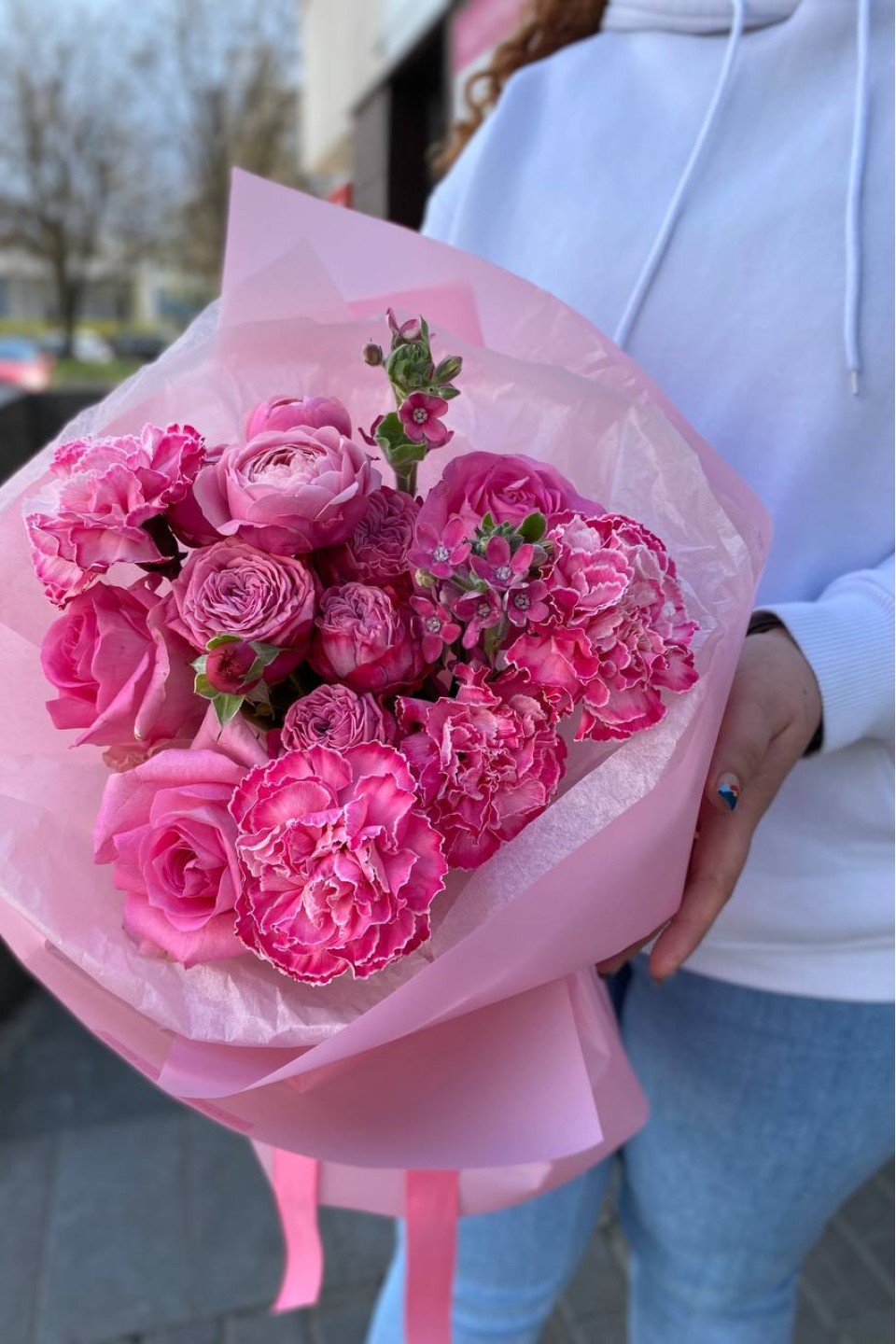 Букет Малинка - с добавлением зелени