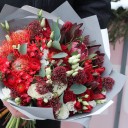 Букет Алый закат - с добавлением зелени - миниатюра 