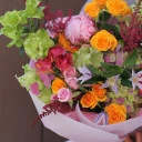 Букет с пионами и кустовыми розами Энергия Лета - с доставкой по Минску - миниатюра