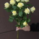 Роза кустовая Веддинг Инвайт - с доставкой по Минску - миниатюра