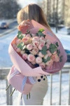 Букет из кустовых розы "Атмосфера"